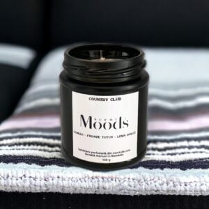 Lumânare parfumată coniac frunze tutun lemn dulce