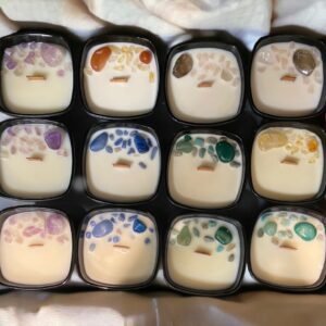 Lumânare Parfumată cu cristale Scent Moods turnata manual ceara de soia